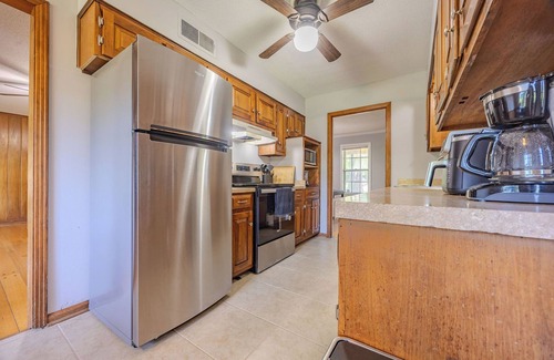 Raleigh House | Family-Ready 3BR Memphis Stay + Office