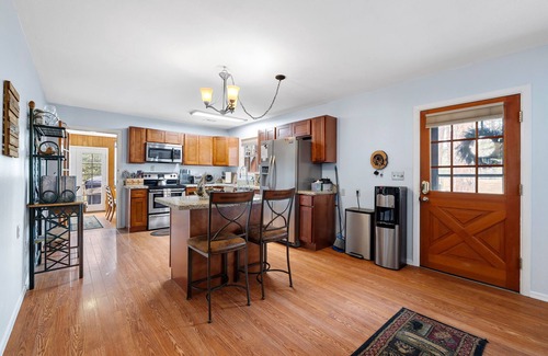 Ponderosa Park House | Family READY! 4 U
