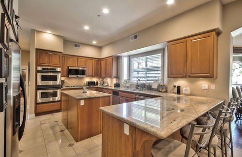 East Canyon House | Family Resort at Home. Amazing Pool, Slide, Spa, BBQ, Fire Pit and Sports Court