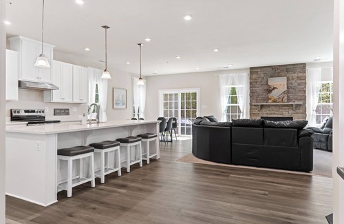 Bayside House | Family Retreat at Bayside | New 6BR Home Minutes to OCMD and Assateague