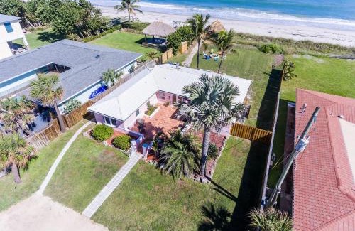 Ocean Shores House | Family Retreat At The Beach - Direct Oceanfront!