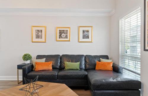 Tulane - Gravier House | Family Retreat In Mid-city Heated Pool