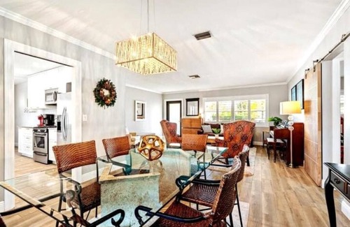 Lake Clarke Shores House | Family Retreat! Pool, Kid's Playroom, Piano, Huge Yard, Snowbirds Welcome!