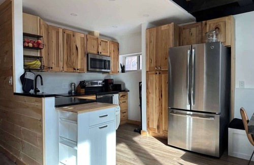 Jewett House | Family Retreat w/Hot Tub, Fire Pit & Arcade Table