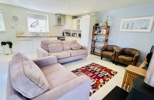 Dittisham Cottage | Family river retreat a short walk from the quay