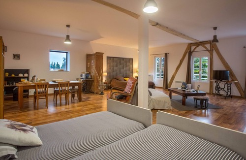 Villeneuve-de-Riviere House | Family room 1 area 95m2
