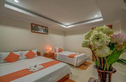 Siem Reap Resort | Family room: 1double & single bed - free breakfast