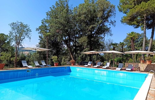 Treia House | Family room 3 persons in Villa with swimming pool