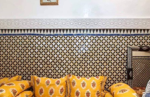Quartier Al Adarissa House | Family Room for 18 peoples Sunny Riad Inside Medina Fes El Bali