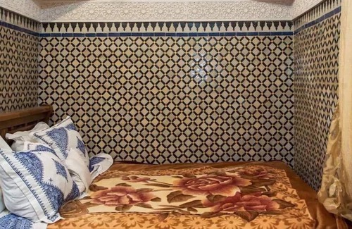 Quartier Al Adarissa House | Family Room for 18 peoples Sunny Riad Inside Medina Fes El Bali