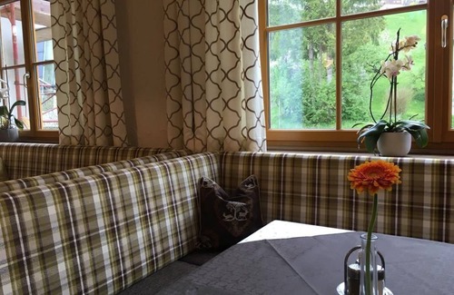 Faistenau Cottage | Family room "Lidaunblick" - Gasthof Botenwirt
