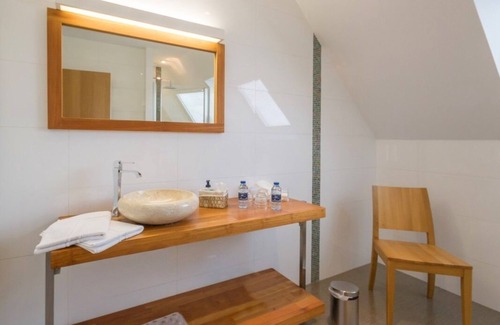 Plumergat House | Family room-Private Bathroom-Au 1er Etage