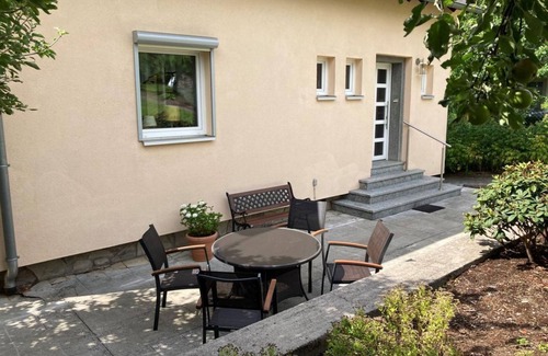 Kirn Apartment | Family room, shower, WC, 2 bedrooms - Holiday home in the orchard