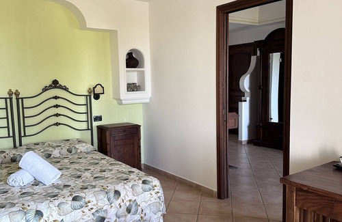 Succhivo Bed & Breakfast | Family room-Superior-Ensuite with Shower-Patio