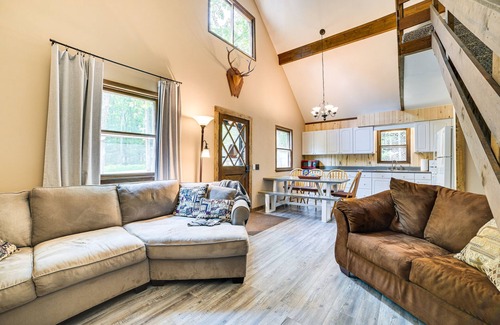 Higgins Lake Cabin | Family Roscommon Home - 3 Mi to Higgins Lake