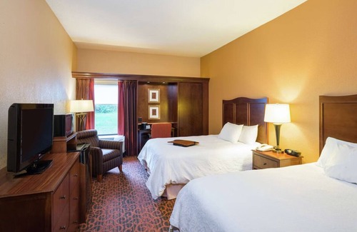 Selinsgrove Hotel | Family Scenic View Retreat in Historic Selinsgrove! Free Parking