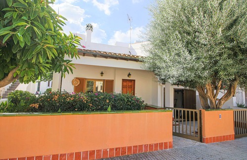 Colonia Sant Jordi Villa | Family semi-detached house in a very quiet neighborhood near the beach and is Trenc.