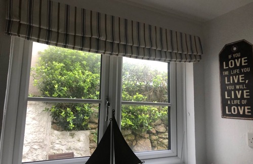 Sennen Cove Cottage | Family seaside cottage with fantastic sea views 1 minute from Sennen cove beach