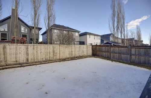 Silverado House | Family size beautiful house. 5 minutes to Spruce Medows and C Train station