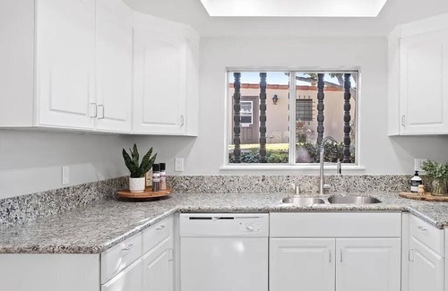 Rancho Bernardo Apartment | Family size condo with golf court view and trail access