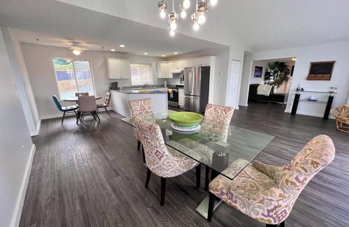 Otter Point House | Family-size home 5-minutes' walk from Gordon's Beach, peaceful and convenient!