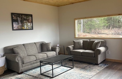 Clarksville Cabin | Family-sized cabin with a breathtaking view and firepit!