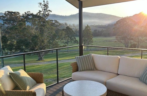 Salisbury House | Family-sized getaway in the heart of the Williams valley, near Barrington tops