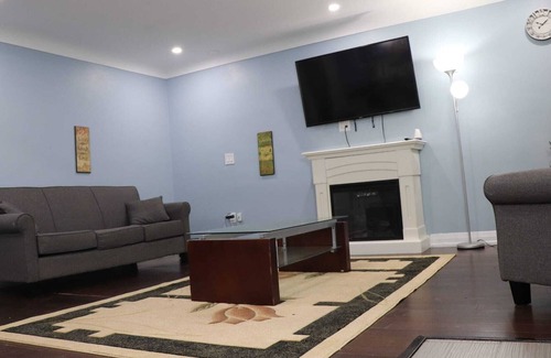 St. Catharines House | Family sized home