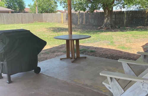 Weatherford House | Family-sized home in quiet neighborhood in Weatherford, OK
