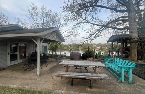 Texico House | Family-sized home with best view of the lake! Firepit and boat access! n