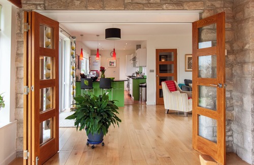 Swanage House | Family-sized house 5 minutes away from the beach