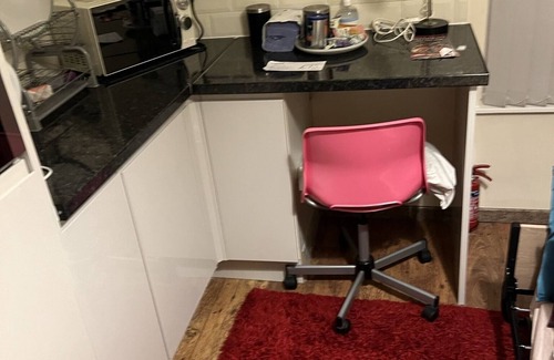 Coventry House | Family sized with game. 5 minutes to coventry city