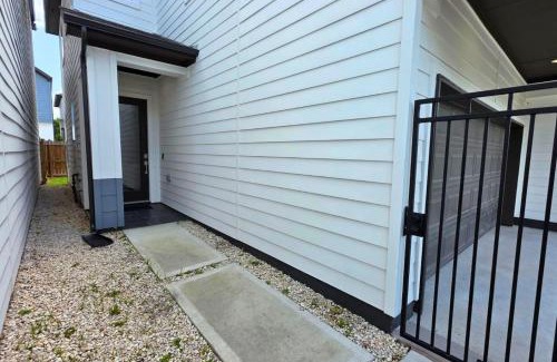 Northside House | Family Stay Near NRG and Med Ctr