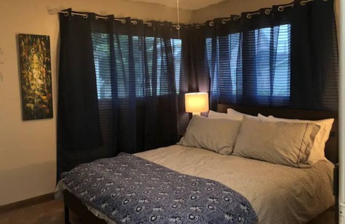 Thorntown House | Family Stay/Work From Home-Indianapolis & Purdue