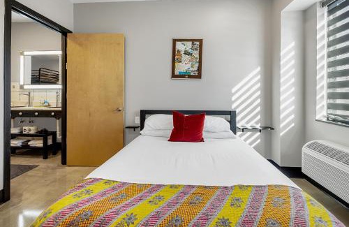 Pacific Hotel | Family Staycation Suite Near Stlouis With Pool