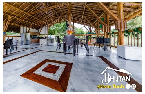 Filandia Cottage | Family Suite for 6 with private bathroom and living area