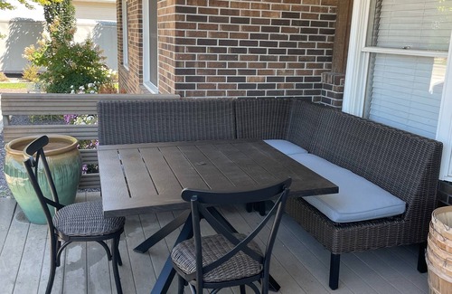 St. Joseph Apartment | Family suite sleeps 11! We are near Champaign-Urbana 4 bedrooms & 2.5 bathrooms
