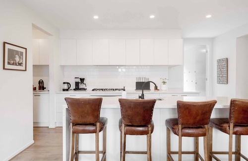 Charlemont Apartment | Family Surf Coast Homebase