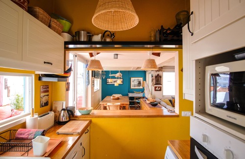 Nazare Apartment | Family T3 Duplex with Terrace, Central 3 min. from beach.