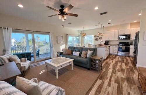 Placida House | Family Tides on LGI - Golf Cart Included
