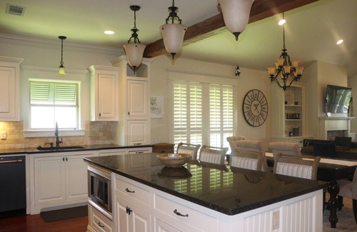Ventress House | "Family Ties" - False River Home Away from Home - Sleeps 10