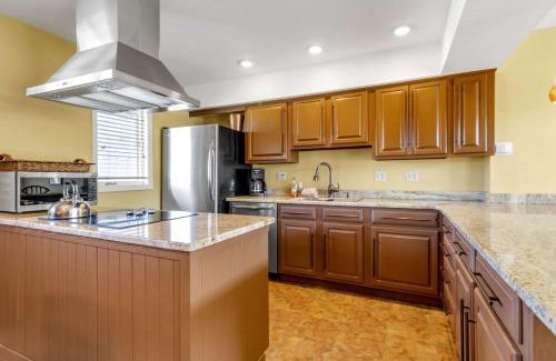 Ellicottville House | Family Townhome Steps to Holiday Valley Scenic Views & Patio