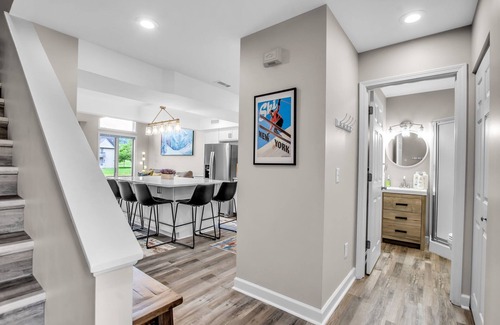 Ellicottville House | Family townhouse with Fireplace