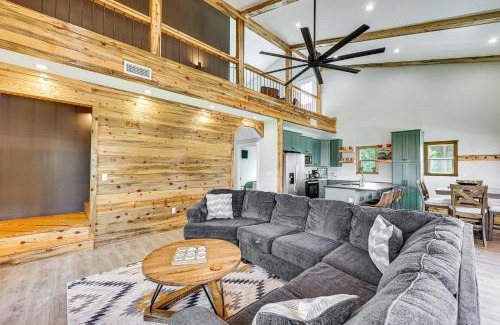 Glenwood House | Family Tradition Glenwood Cabin with River Access!