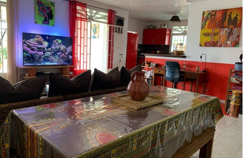 Montsinery-Tonnegrande House | Family vacation home, swimming pool, wifi, barbecue, parking, games