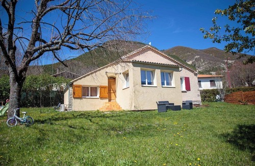 Saint-Andre-les-Alpes House | Family vacation home at the foot of the Verdon