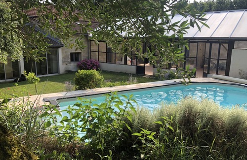 Saint-Germain-Du-Puch House | Family vacation home