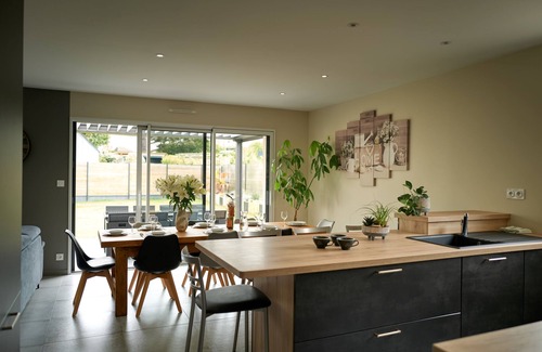 Kerlouet House | Family vacation home 200m from the beach