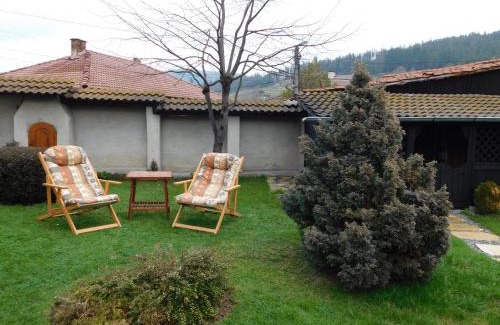 Koprivshtitsa House | Family Vacation Home Topolnitza