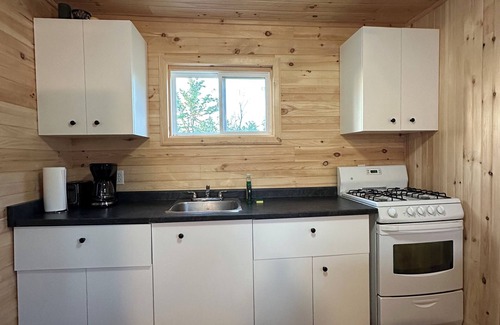 Stanhope Cottage | Family Vacation Home close to the sand beach